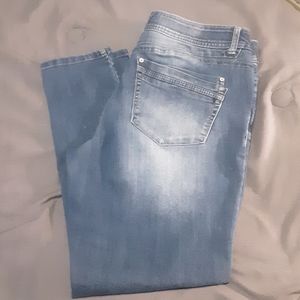 *WORN ONCE* DEMOCRACY CAPRI SIZE 12